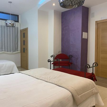 Hostal Poeta Machado Baeza Exterior photo